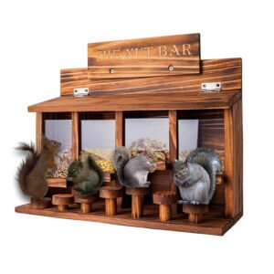 Durable Burnt Wood Squirrel Feeder Table Solid Structure Stable Squirrels Stool Bar Wooden Picnic Table for Pet's Corn Cob Food